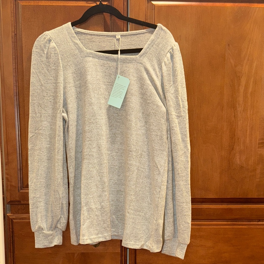 Women's Gray Sweater